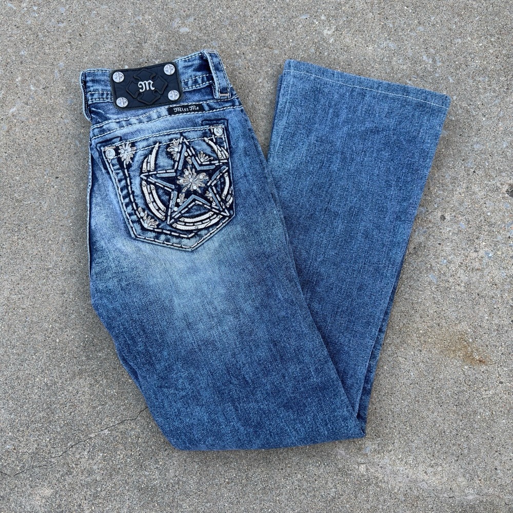 Miss Me Jeans Women's 27 Relaxed Boot Distressed Thick Stitch Pocket Embellished